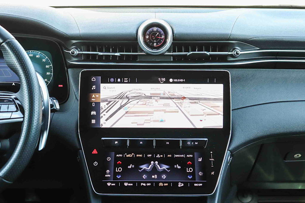 Thumbnail: 2024 Maserati Grecale - 13