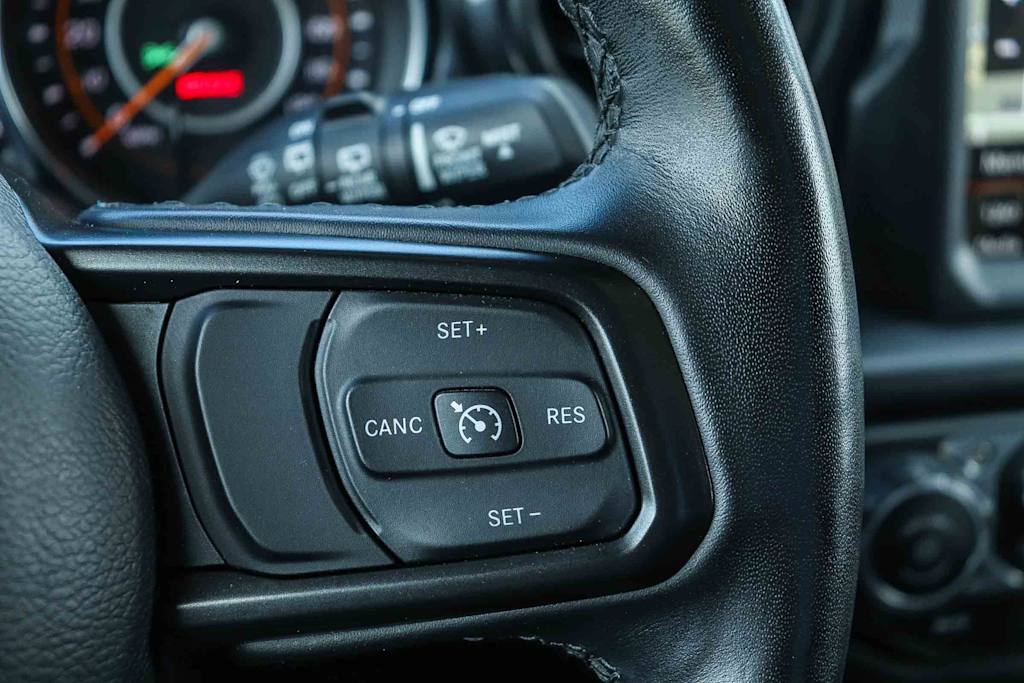Thumbnail: 2021 Jeep Wrangler - 26