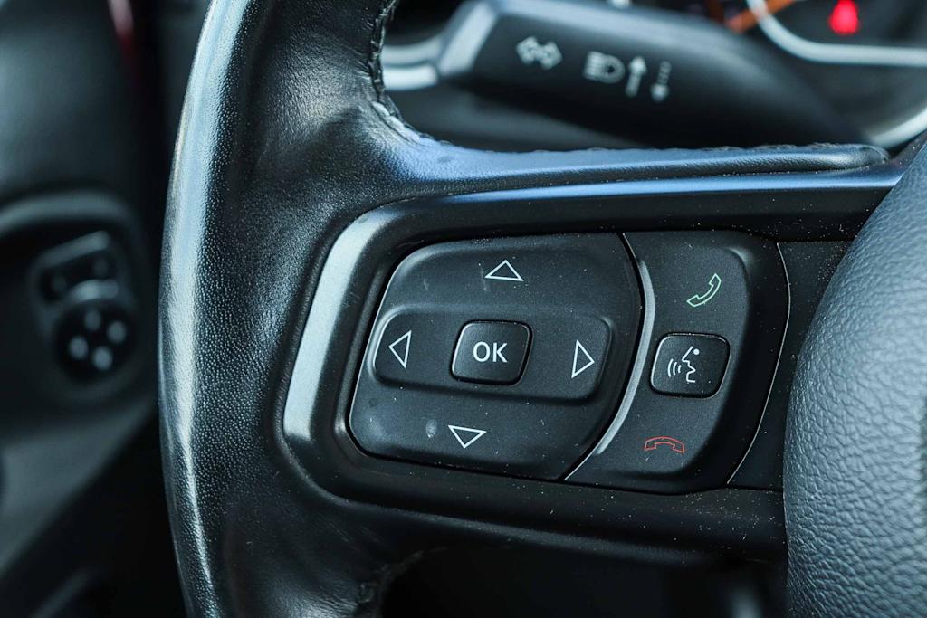 Thumbnail: 2021 Jeep Wrangler - 25