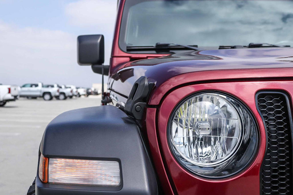 Thumbnail: 2021 Jeep Wrangler - 20