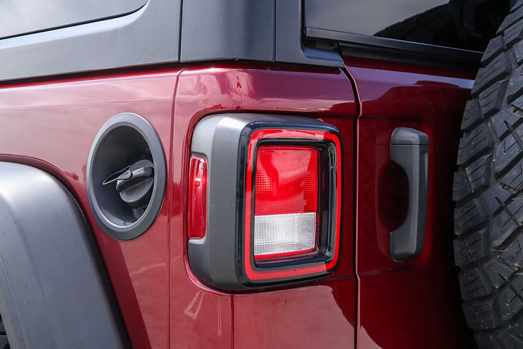 Thumbnail: 2021 Jeep Wrangler - 22