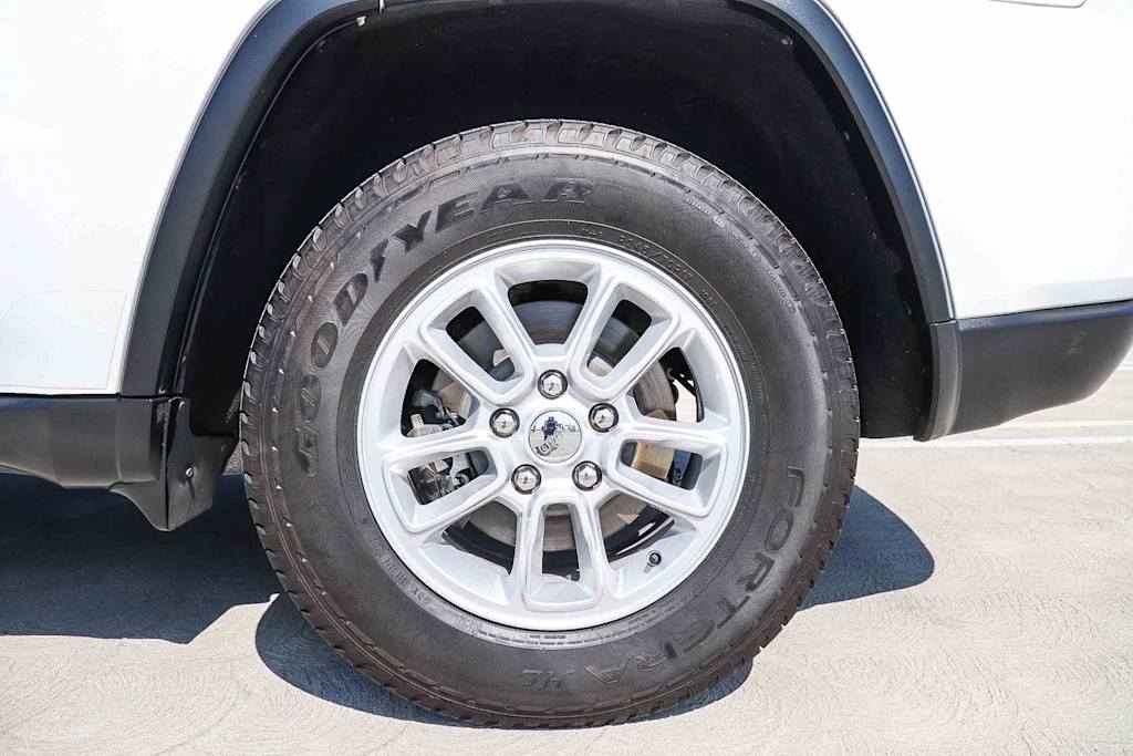 Thumbnail: 2019 Jeep Grand Cherokee - 7