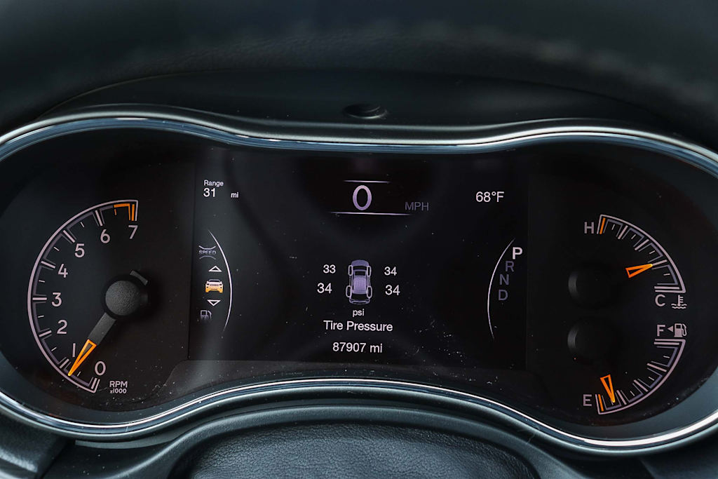 Thumbnail: 2019 Jeep Grand Cherokee - 15
