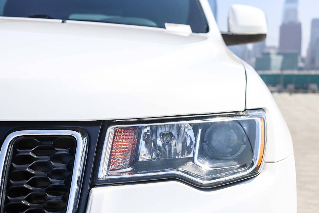 Thumbnail: 2019 Jeep Grand Cherokee - 19