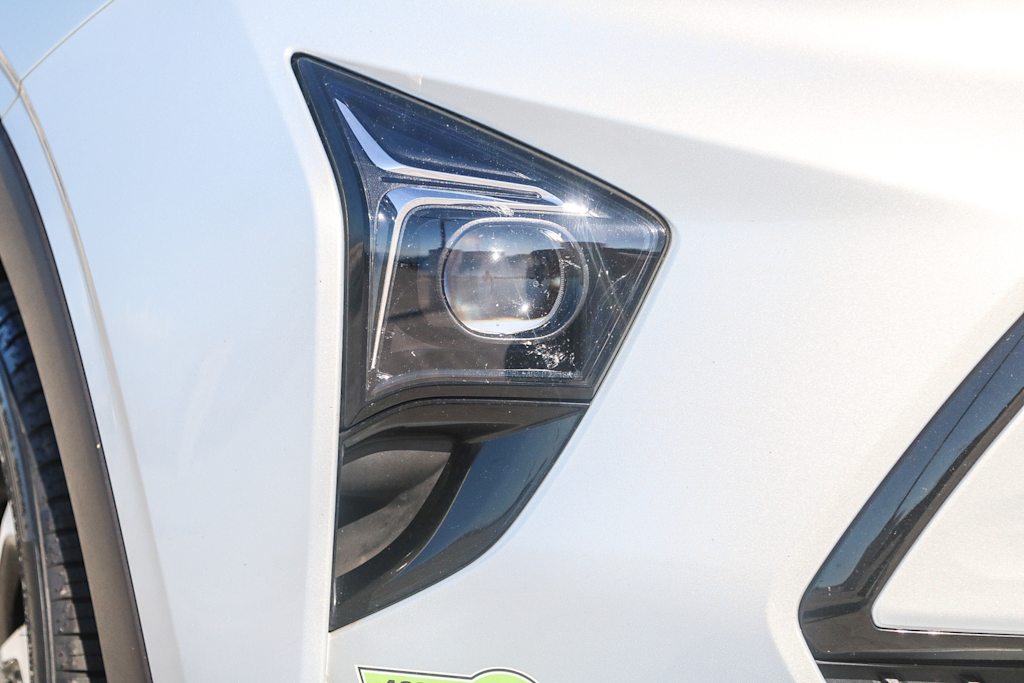 Thumbnail: 2023 Chevrolet Bolt EUV - 21