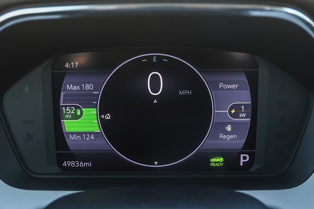 Thumbnail: 2023 Chevrolet Bolt EUV - 16