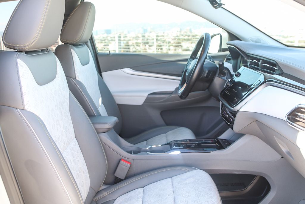 Thumbnail: 2023 Chevrolet Bolt EUV - 10