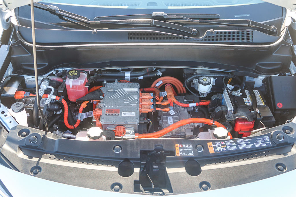 Thumbnail: 2023 Chevrolet Bolt EUV - 8