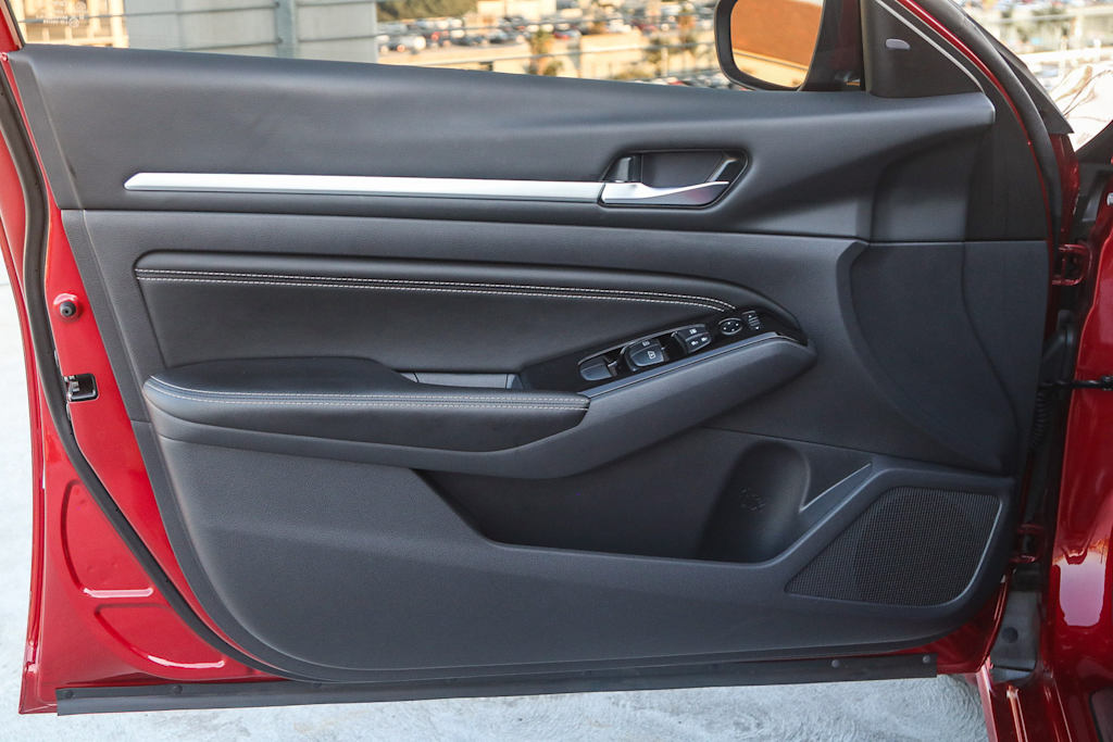 Thumbnail: 2022 Nissan Altima - 34