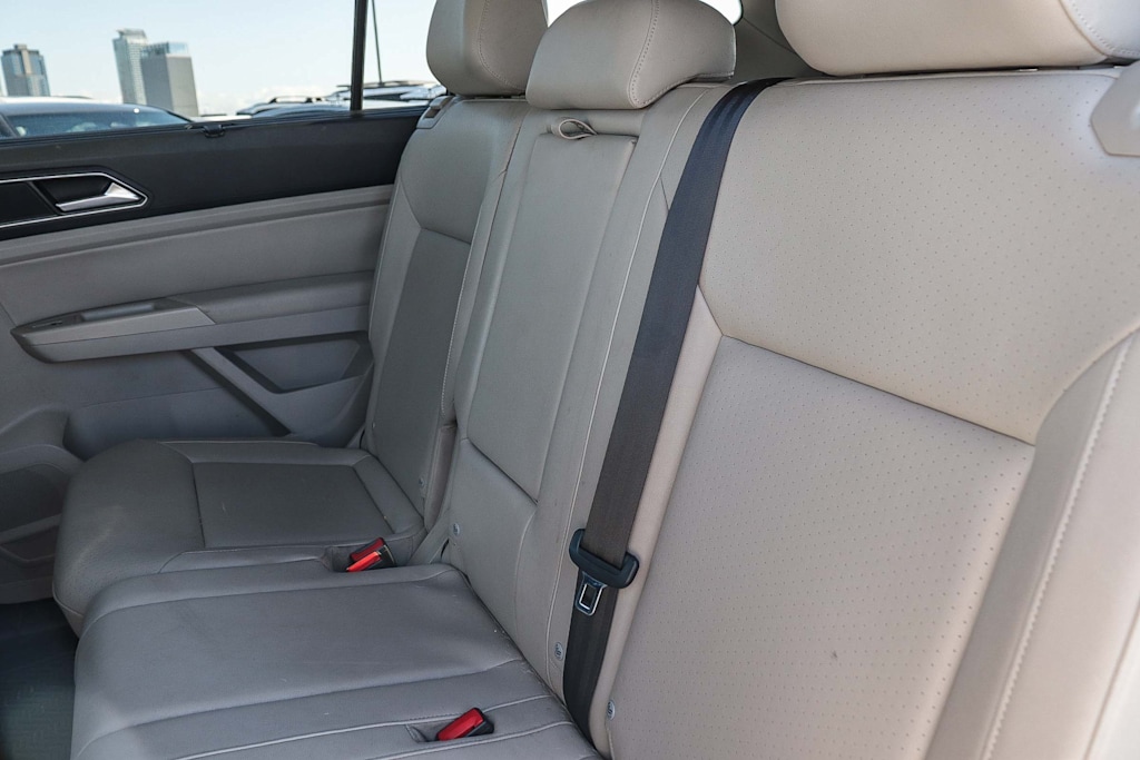 Thumbnail: 2018 Volkswagen Atlas - 10