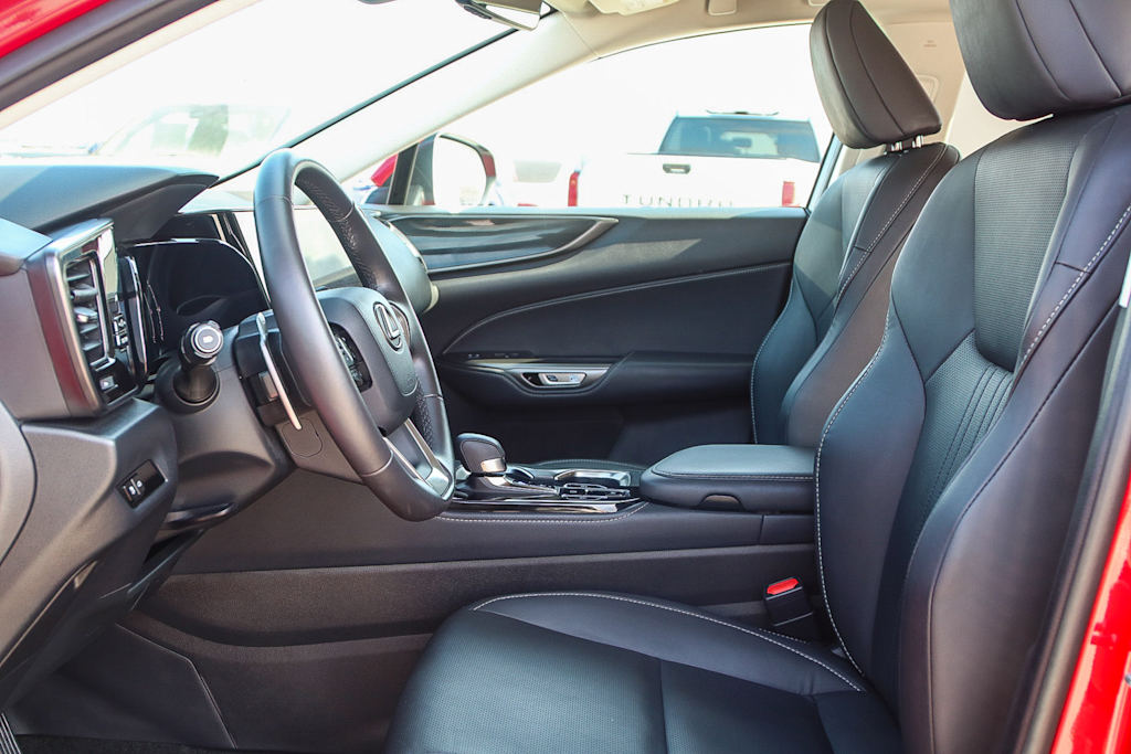 Thumbnail: 2024 Lexus ES - 10
