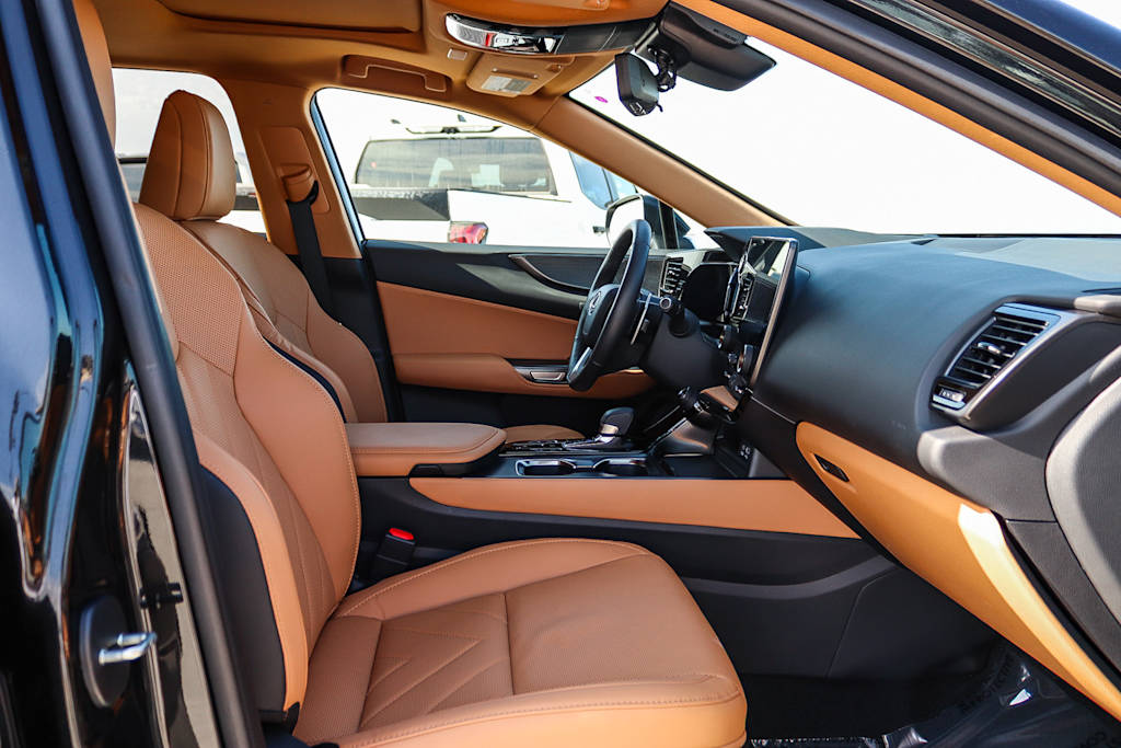Thumbnail: 2024 Lexus ES - 10