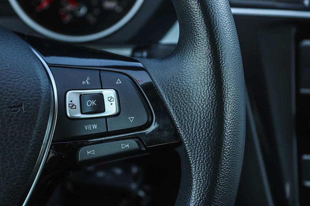 Thumbnail: 2020 Volkswagen Tiguan - 28