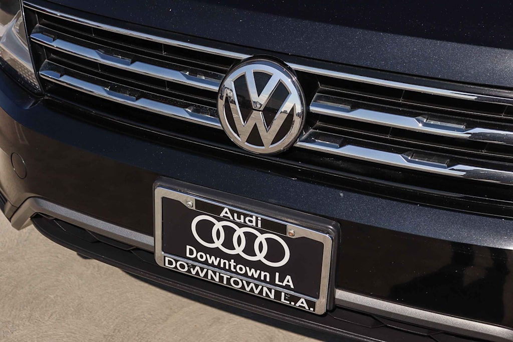Thumbnail: 2020 Volkswagen Tiguan - 6