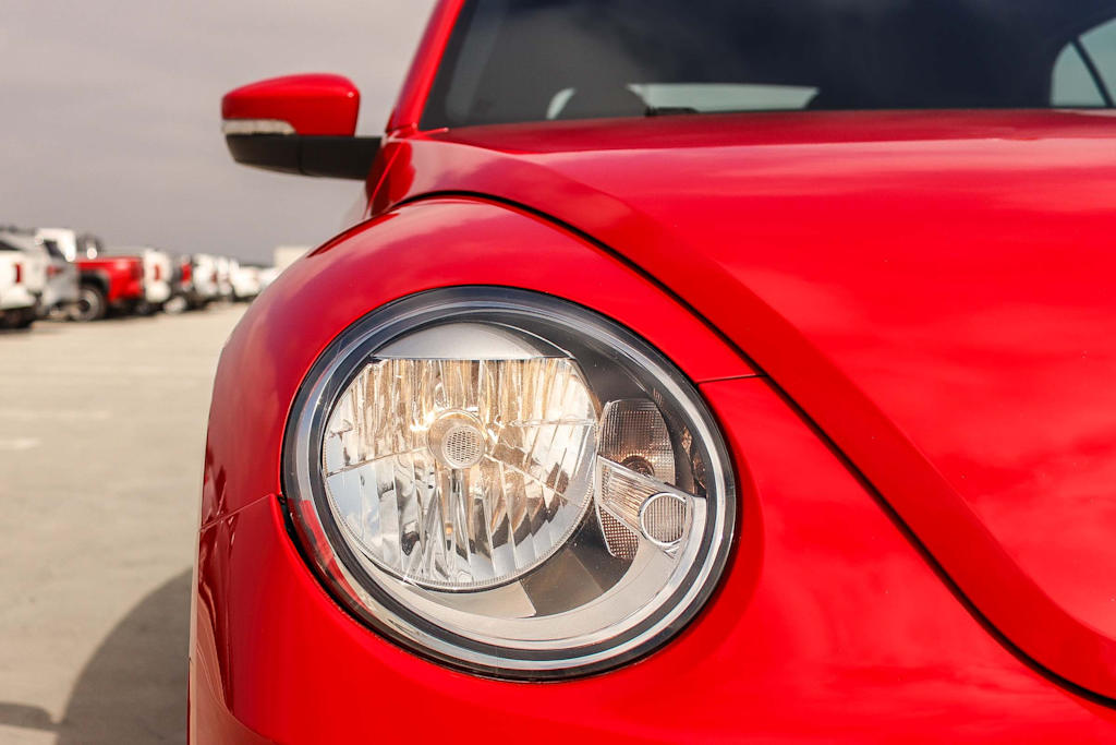 Thumbnail: 2017 Volkswagen Beetle - 24