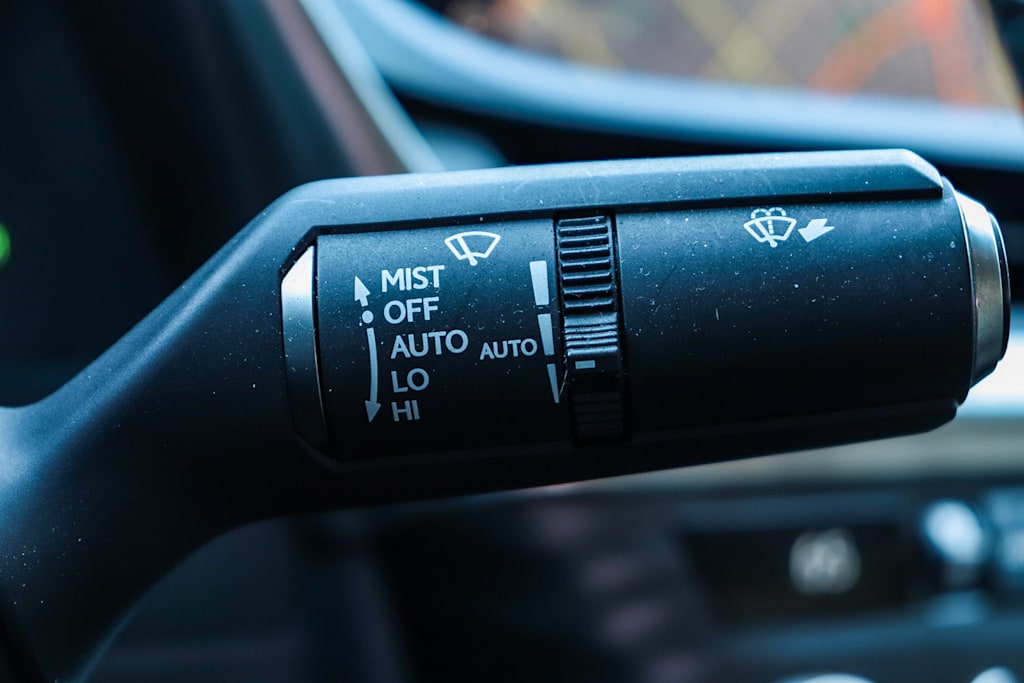 Thumbnail: 2021 Lexus ES - 34