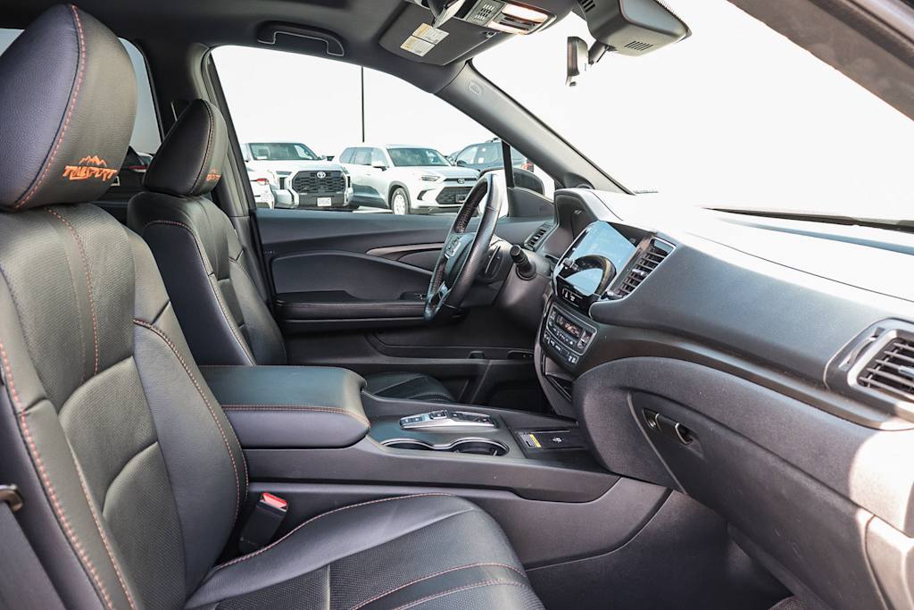 Thumbnail: 2024 Honda Passport - 10