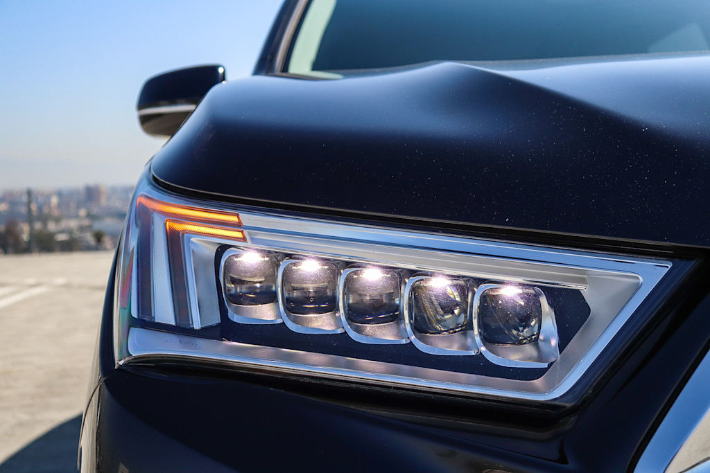 Thumbnail: 2020 Acura MDX - 22