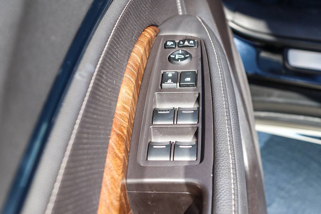 Thumbnail: 2020 Acura MDX - 30