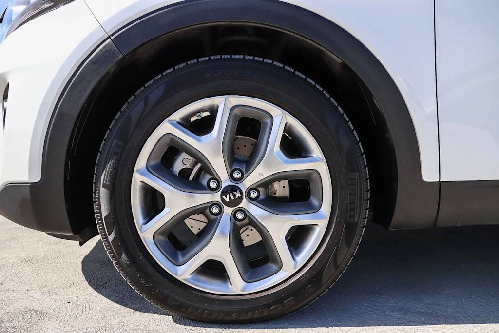 Thumbnail: 2019 Kia Sorento - 24