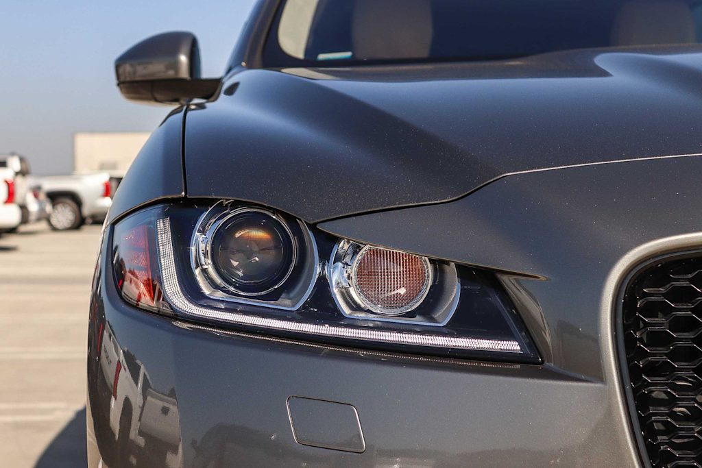 Thumbnail: 2020 Jaguar F-Pace - 22