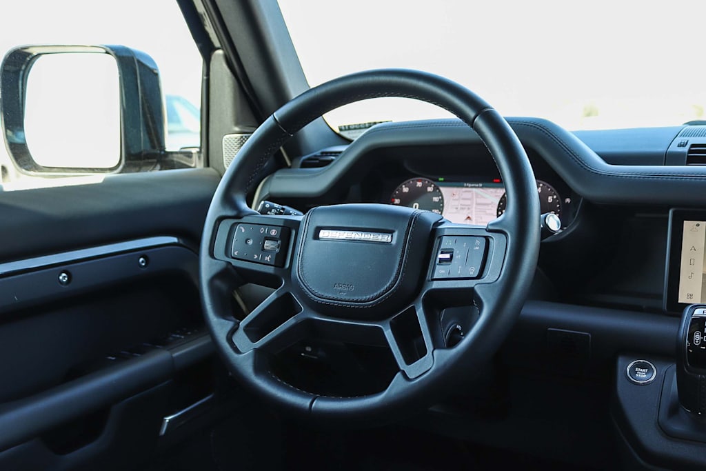 Thumbnail: 2024 Land Rover Defender - 8