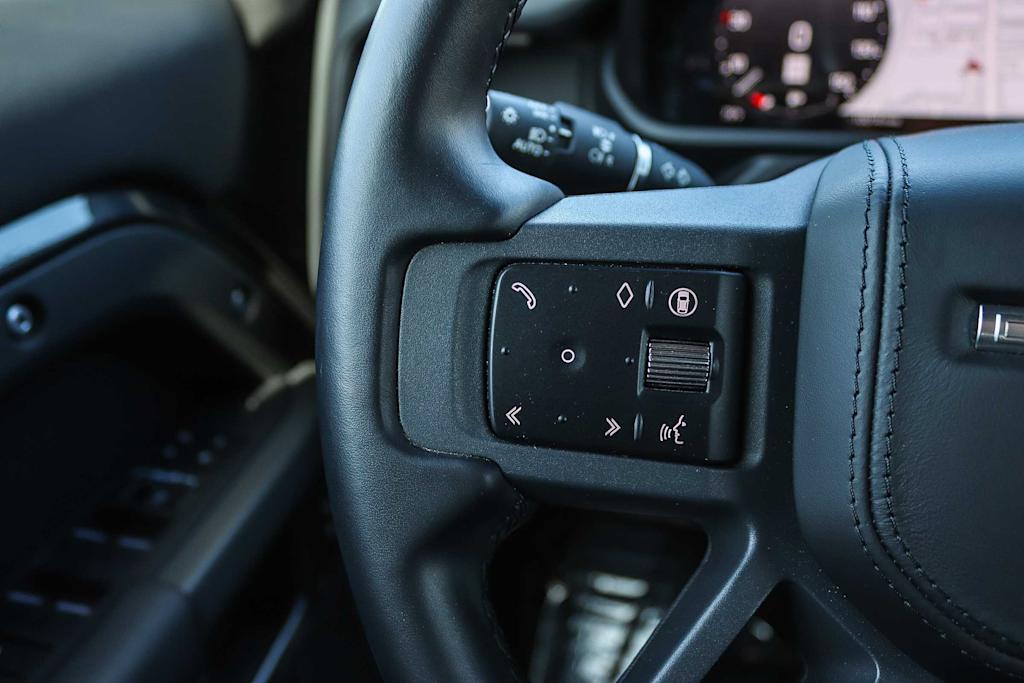 Thumbnail: 2024 Land Rover Defender - 26