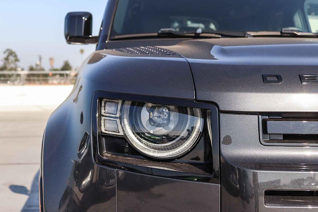 Thumbnail: 2024 Land Rover Defender - 21