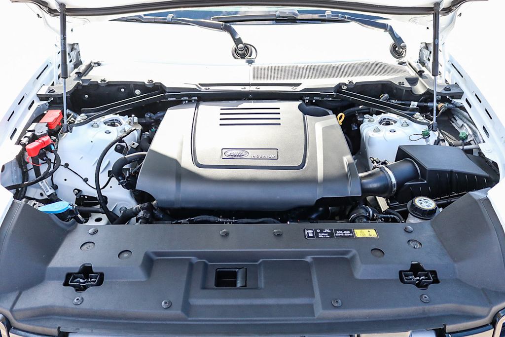 Thumbnail: 2023 Land Rover Defender - 7