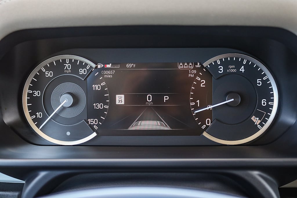 Thumbnail: 2023 Land Rover Defender - 13