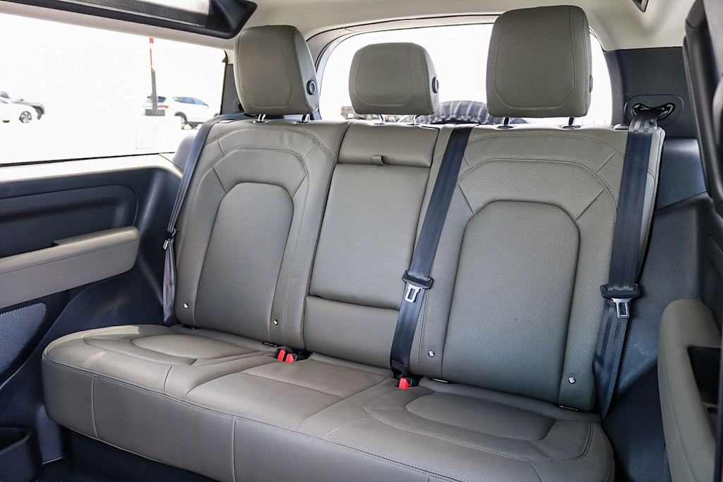 Thumbnail: 2023 Land Rover Defender - 11