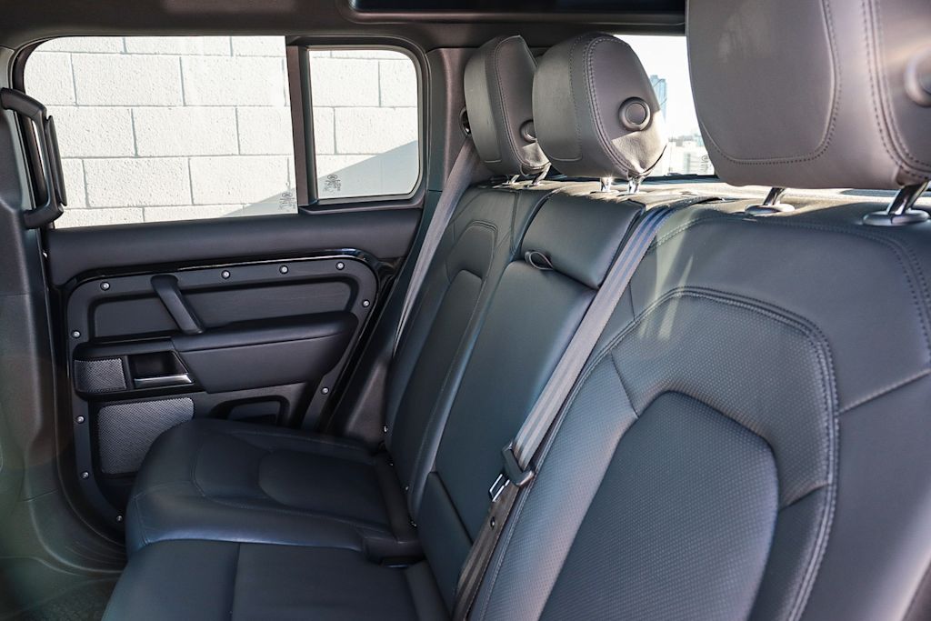 Thumbnail: 2023 Land Rover Defender - 10