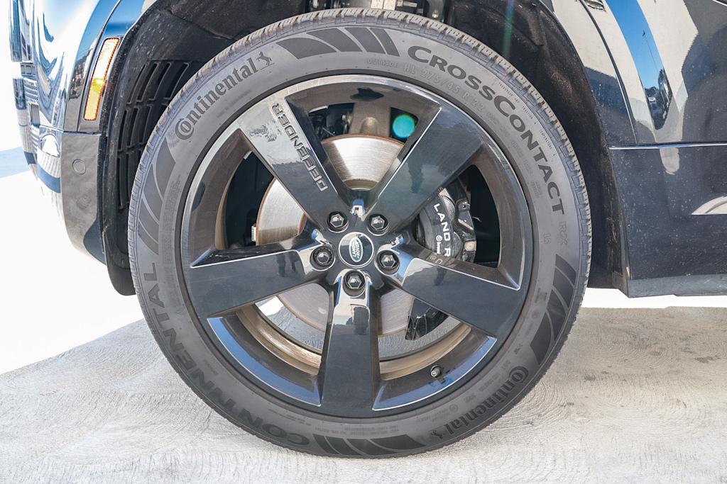 Thumbnail: 2023 Land Rover Defender - 16