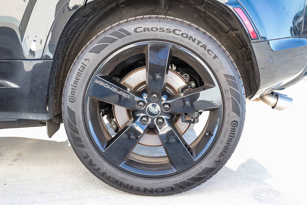 Thumbnail: 2023 Land Rover Defender - 5