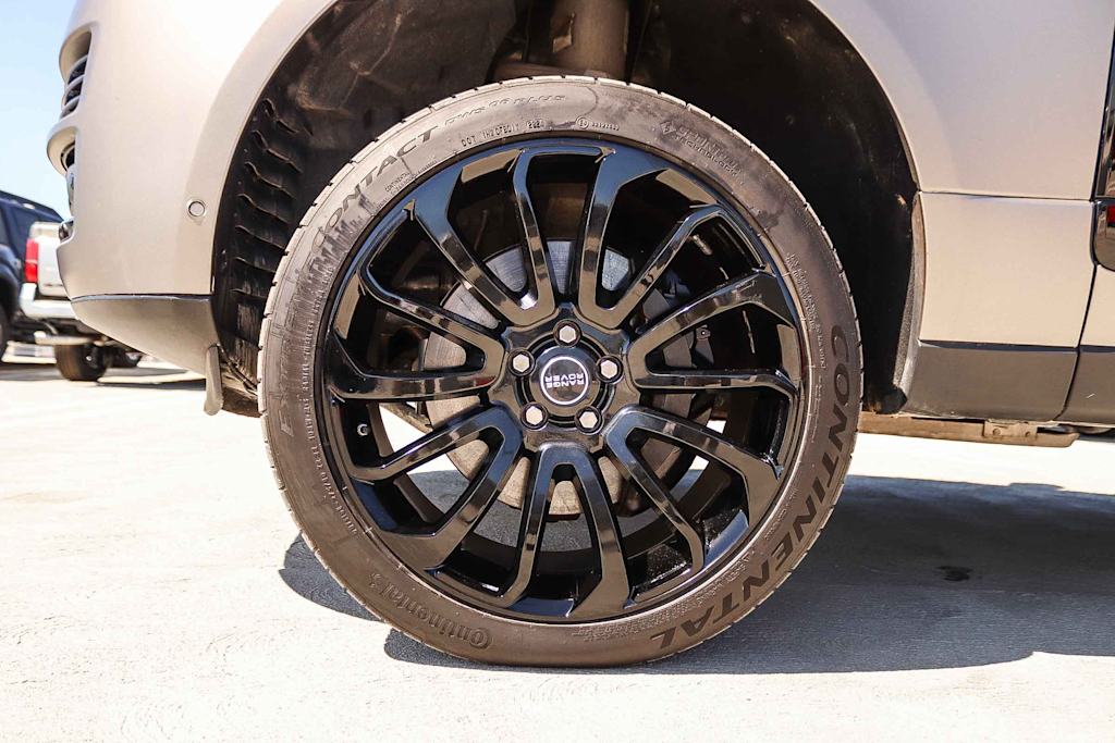 Thumbnail: 2016 Land Rover Range Rover - 24