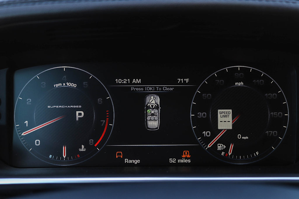 Thumbnail: 2016 Land Rover Range Rover - 14