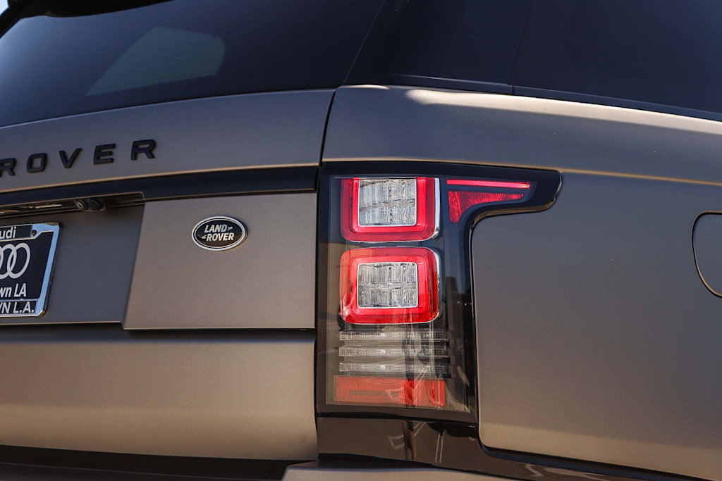 Thumbnail: 2016 Land Rover Range Rover - 16
