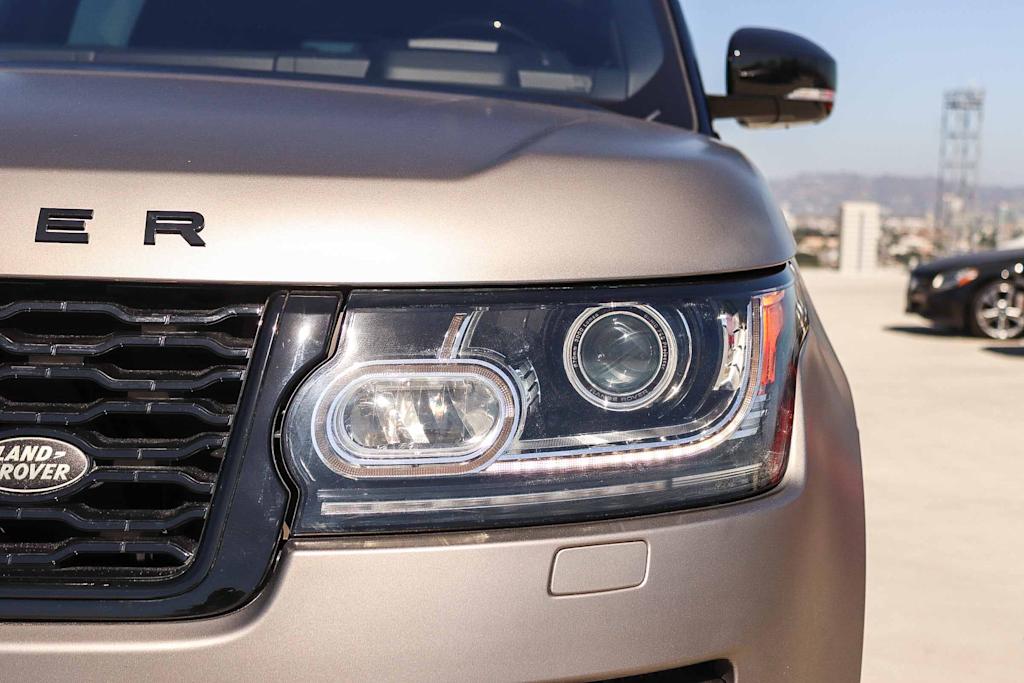 Thumbnail: 2016 Land Rover Range Rover - 20