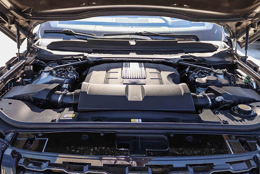 Thumbnail: 2016 Land Rover Range Rover - 7