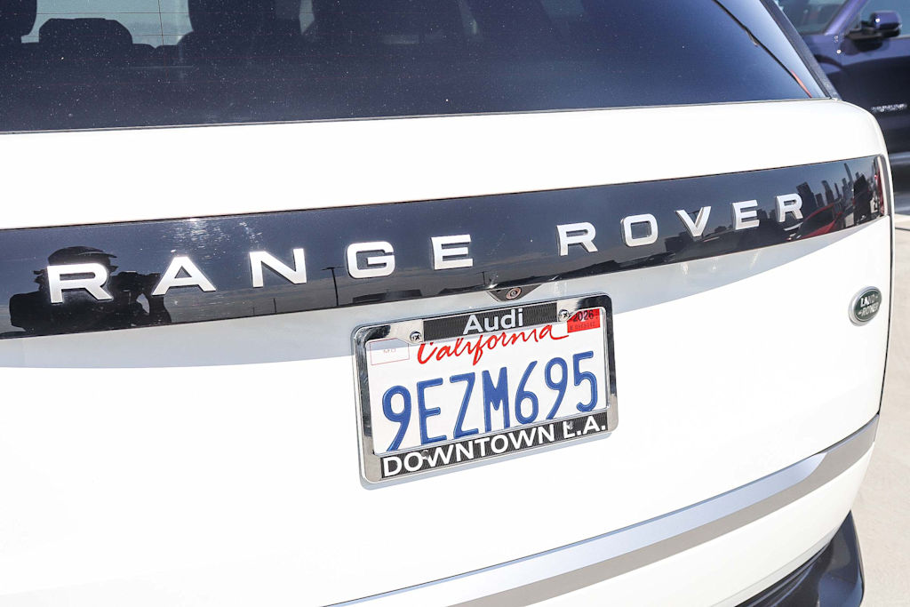 Thumbnail: 2023 Land Rover Range Rover - 6