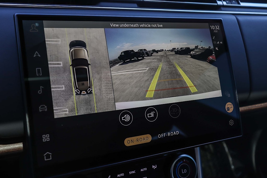 Thumbnail: 2023 Land Rover Range Rover - 23