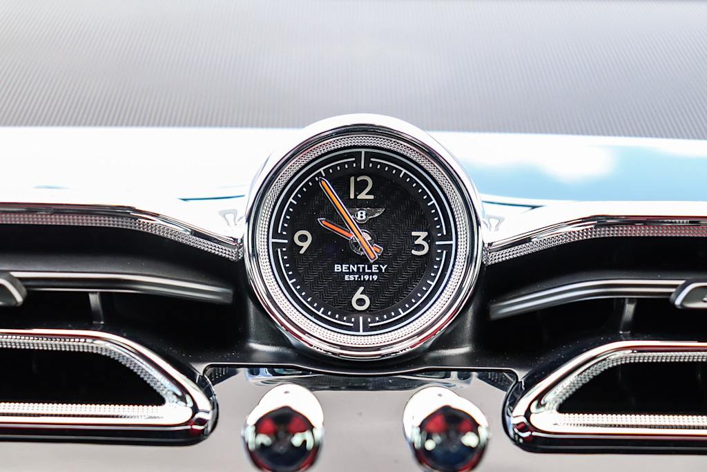 Thumbnail: 2021 Bentley Bentayga - 26