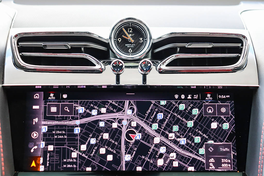 Thumbnail: 2021 Bentley Bentayga - 25