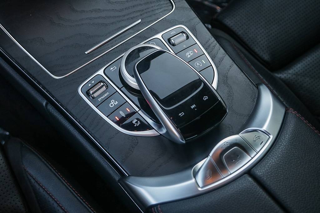 Thumbnail: 2021 Mercedes-Benz C-Class - 13