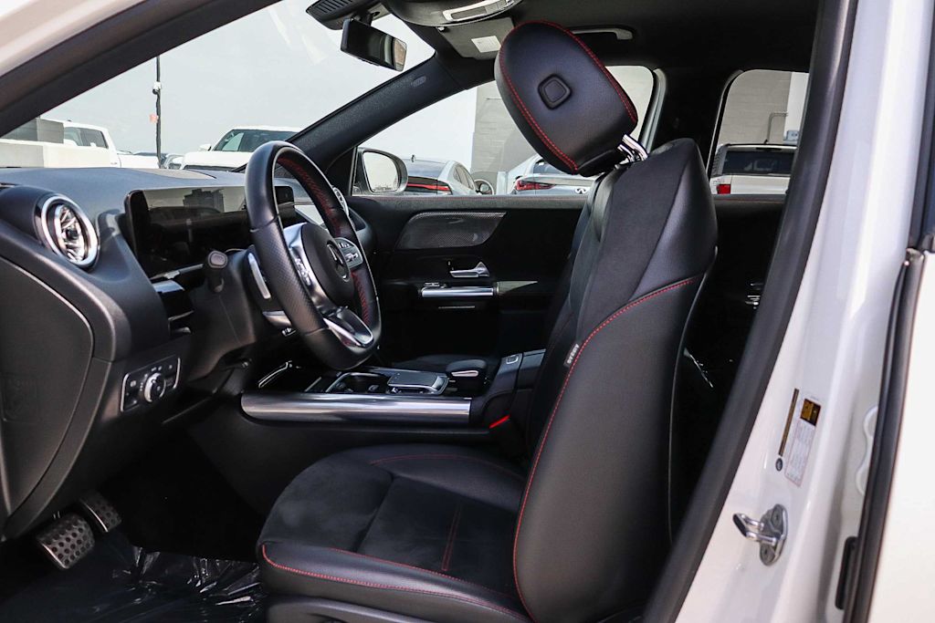Thumbnail: 2022 Mercedes-Benz GLA - 11