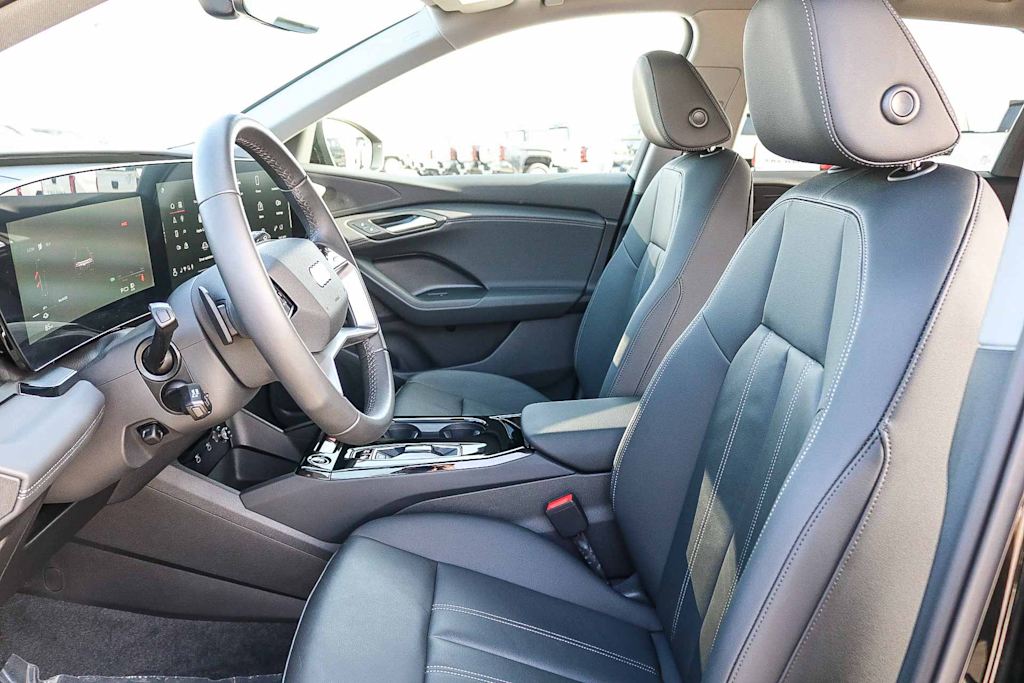 Thumbnail: 2025 Audi Q6 e-tron - 10