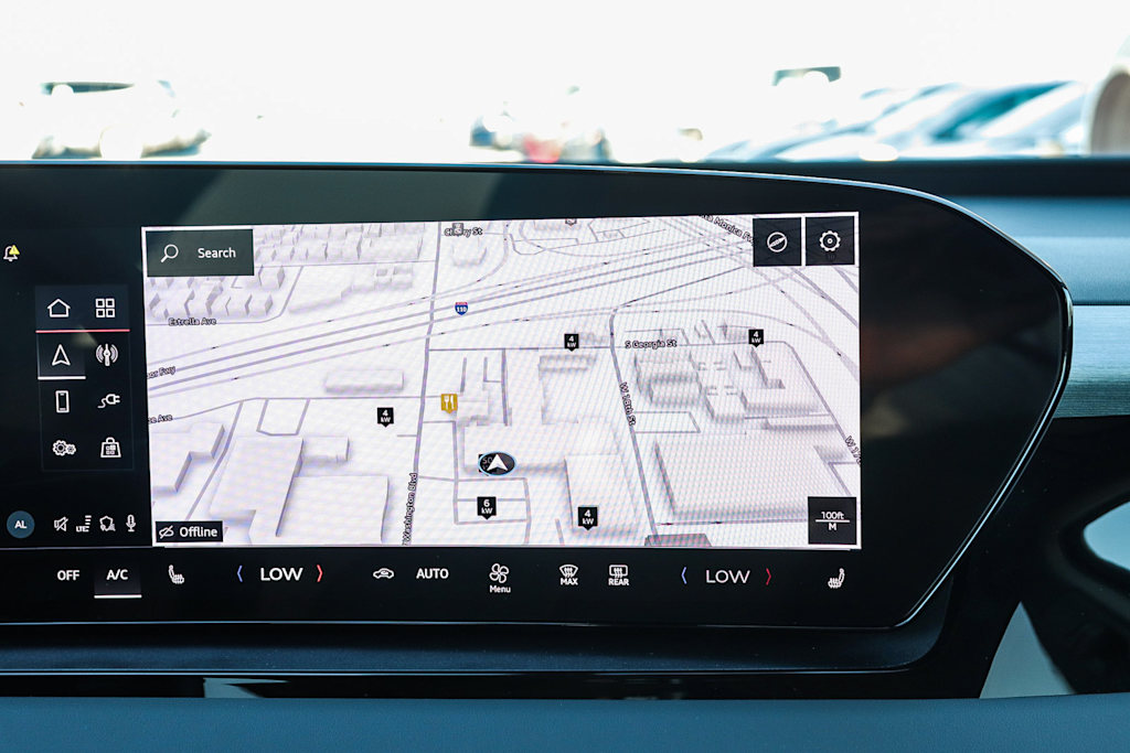 Thumbnail: 2025 Audi Q6 e-tron - 12