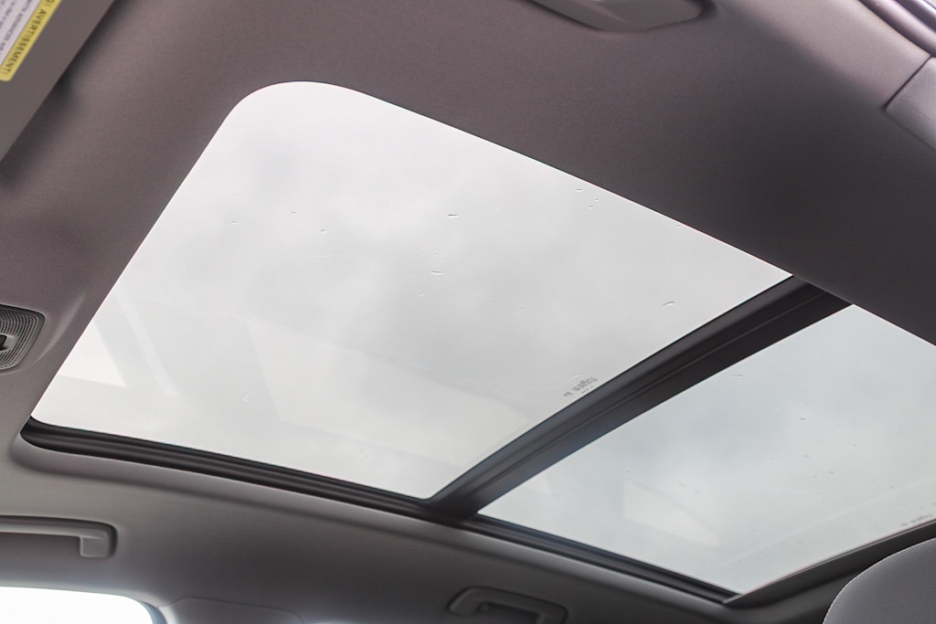 Thumbnail: 2025 Audi Q6 e-tron - 22