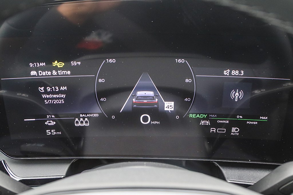 Thumbnail: 2025 Audi Q6 e-tron - 15