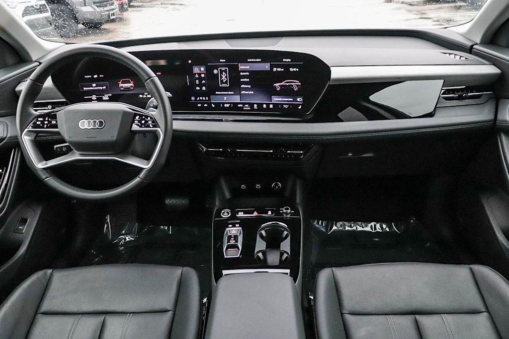 Thumbnail: 2025 Audi Q6 e-tron - 2